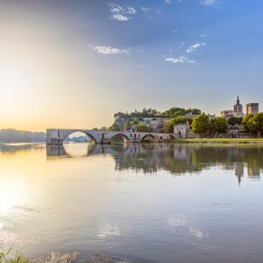 cycling provence avignon