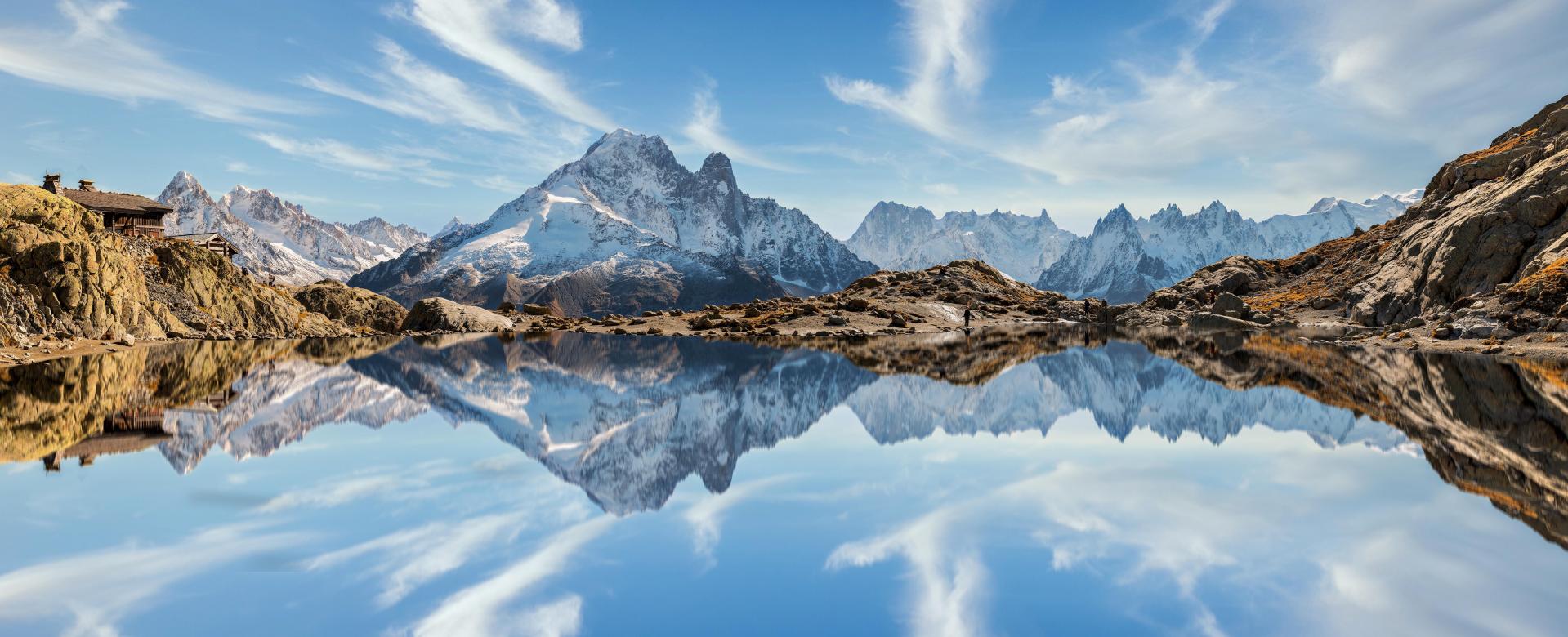 complete-tour-du-mont-blanc-in-huts