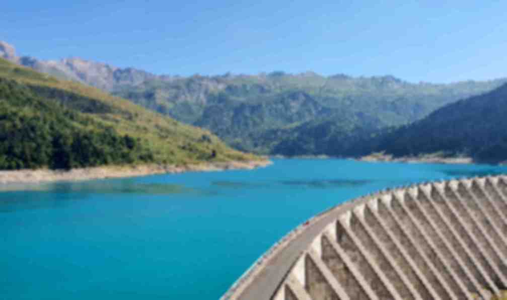 french-alps-cycling-around-the-mont-blanc-range