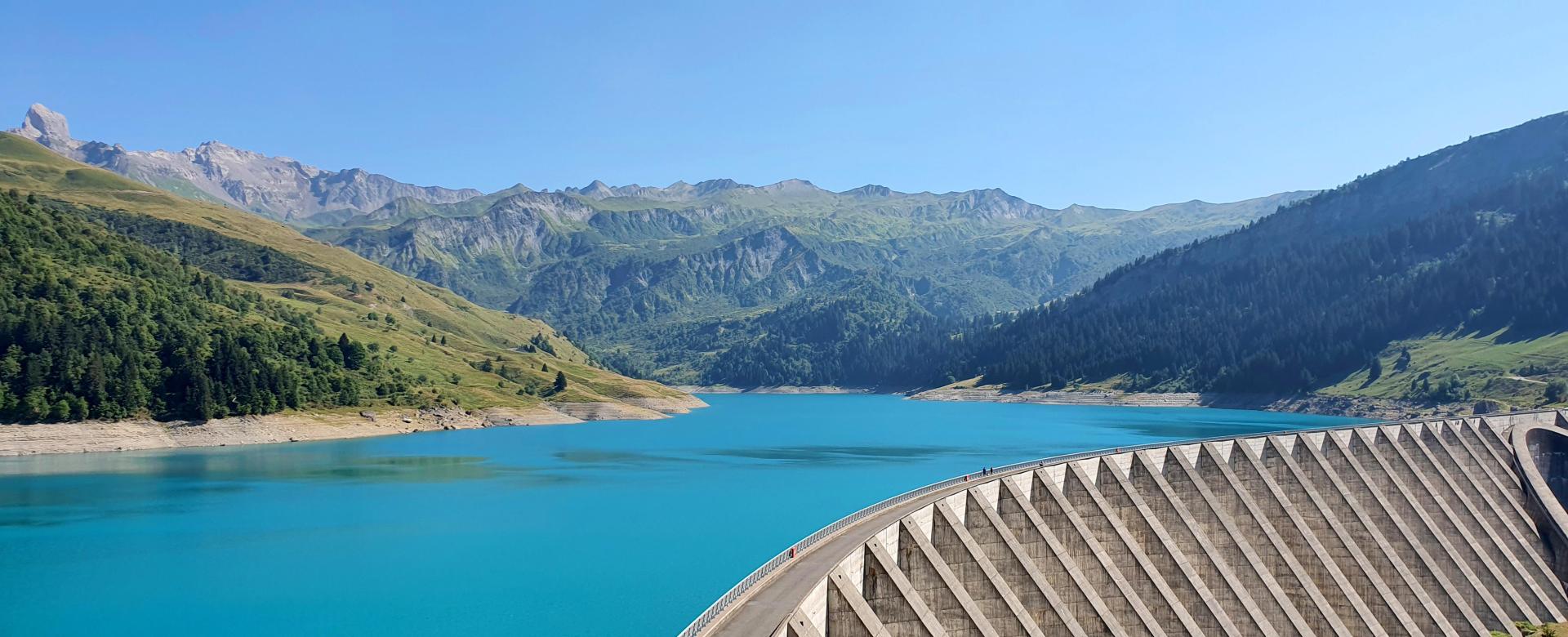 cycling-around-the-montblanc-range