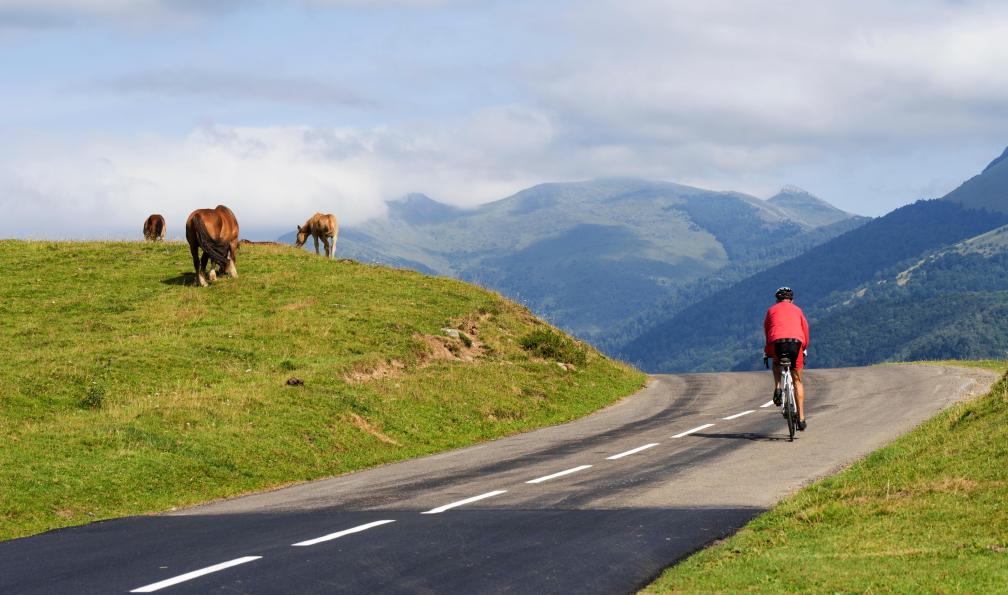 south-west-french-pyrenees-traverse-by-bike