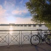bordeaux cycling tour