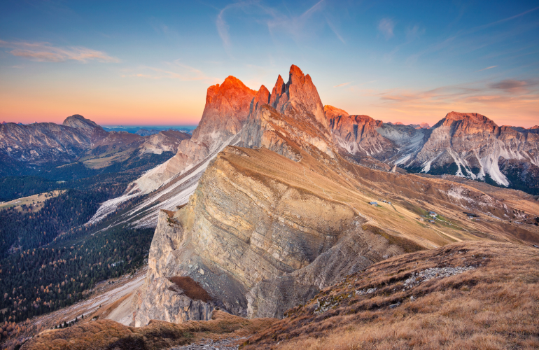 Dolomites au lever au soleil, Italie